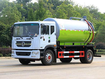 国六东风多利卡D9吸污车（12方）