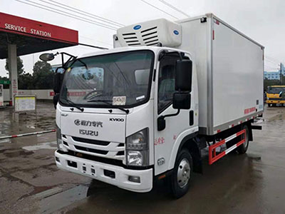 五十铃KV100冷藏车