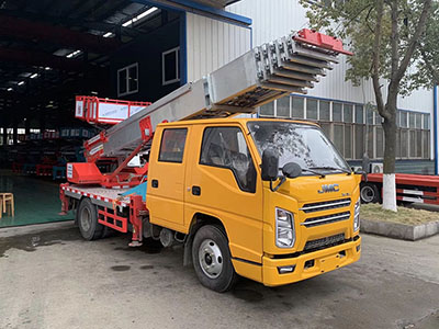 国六江铃顺达32米蓝牌云梯车