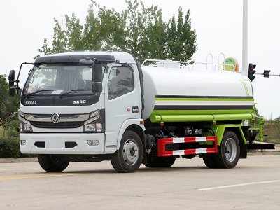 دعونا نستعرض أسباب الفروق في أسعار شاحنات غسل وشفط الأوساخ.