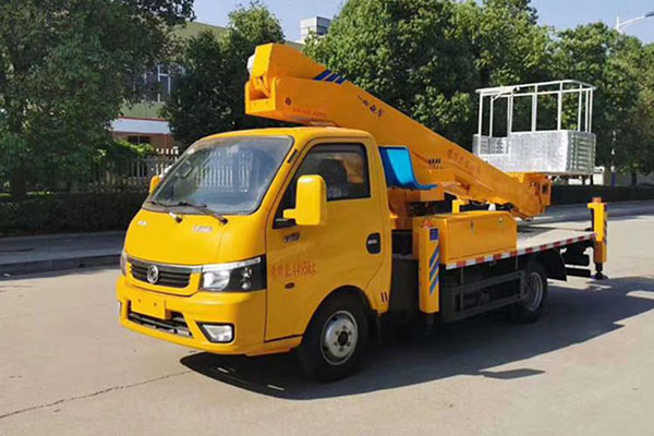 东风途逸直臂高空作业车