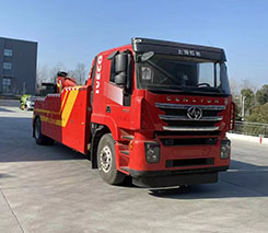 国六红岩单桥一拖一清障车