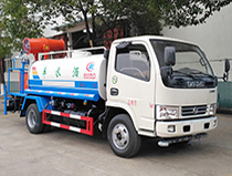 东风小多利卡5方抑尘车